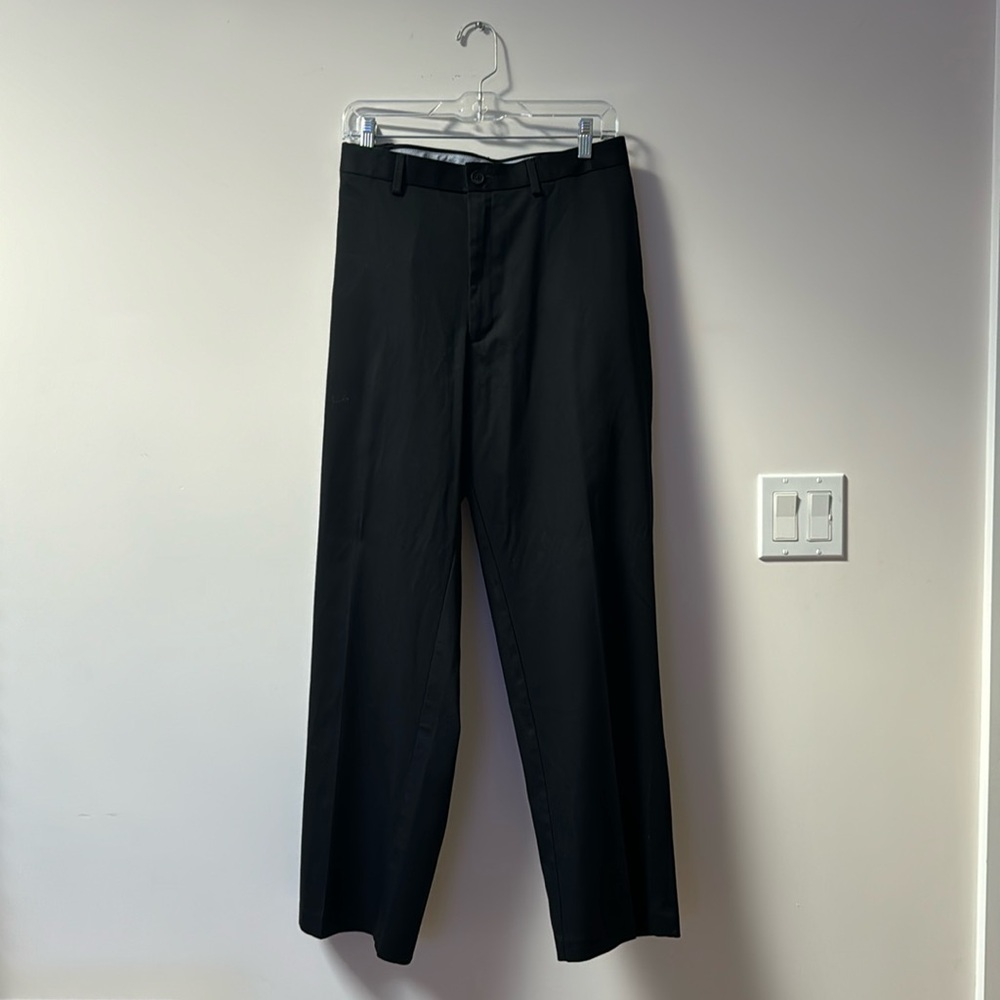 Used black Haggar classic fit 40 x 29 slacks men’s